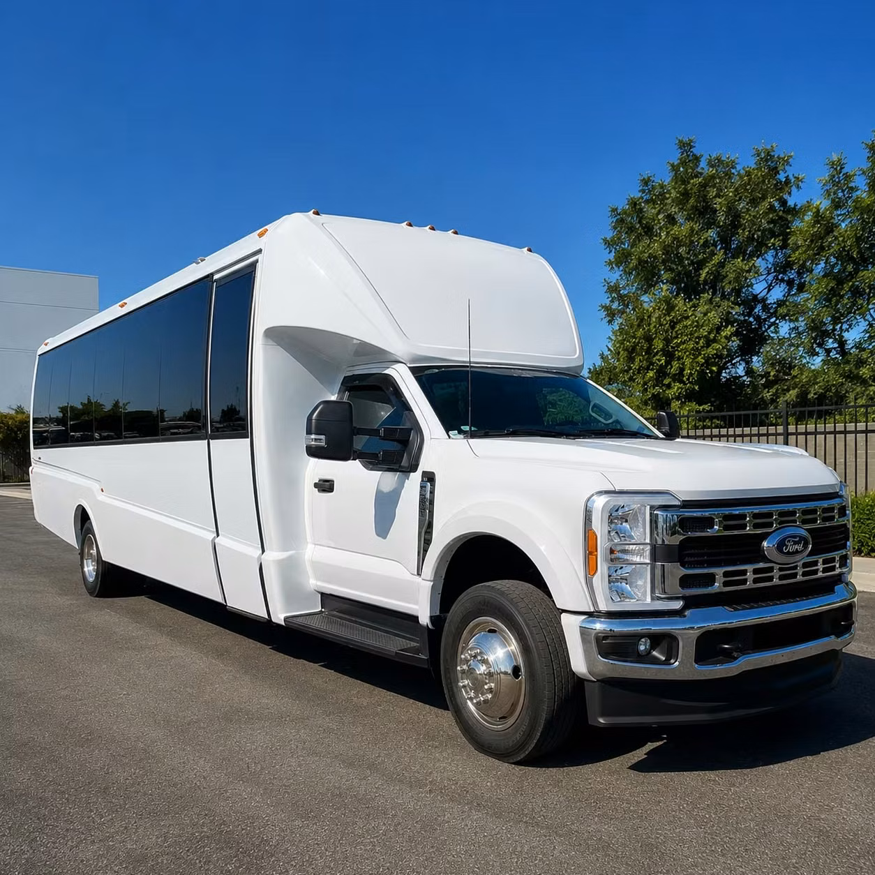 15 passenger minibus