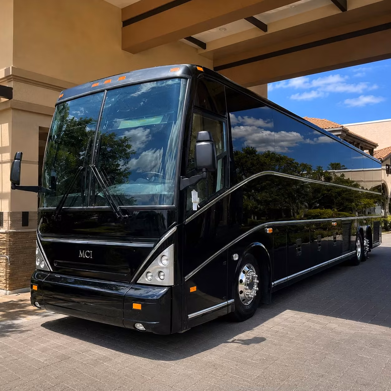 concert bus rentals to the stanislaus state amphitheater and on campus events in turlock