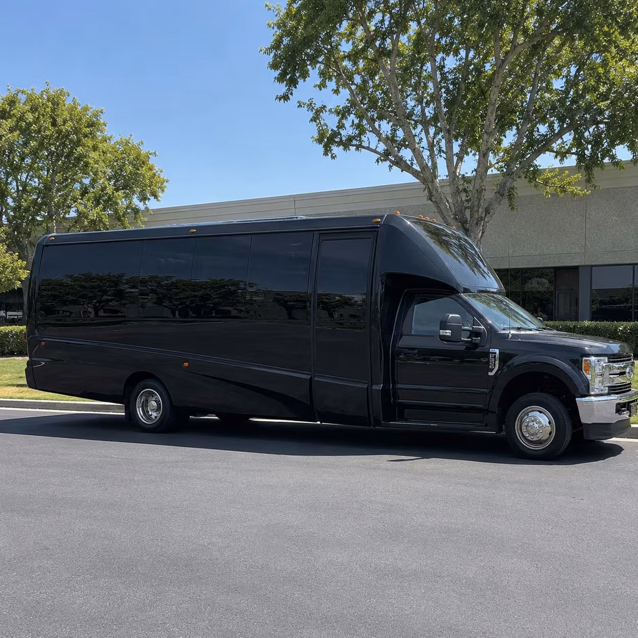 party bus rentals for concerts at modesto s state theatre and local venues